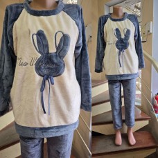 ТЕПЛЕНЬКИЙ ДОМАШНИЙ КОСТЮМ - ПИЖАМА (махра шлифованная) Зайцы серый