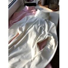 Теплый гольф ангора на флисе молочный