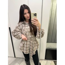 Рубашка в клетку с пышным рукавом под пояс бежевый