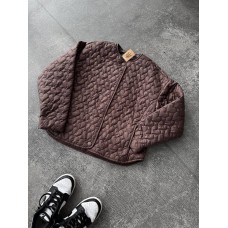 Базовая курточка с интересной стежкой в форме сердец шоколад