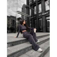 Костюм трикотажный (укороченная кофточка+ брюки свободного кроя) графит