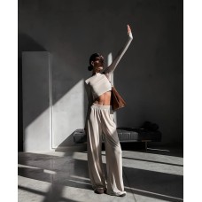 Костюм трикотажный (укороченная кофточка+ брюки свободного кроя) бежевый