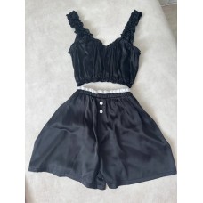 Шелковая пижама с рюшами (топ+шортики) черный