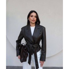 Кожаный тренч с поясом на подкладке черный