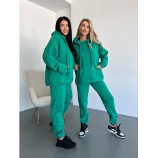 Спортивный костюм свободная кофта и штаны зеленый