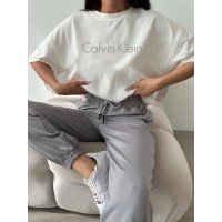 Суперстильный костюм с накатом двухнить серый+белый
