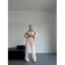 Мягкий плюшевый костюм тройка (топ+укороченная кофта с капюшоном+брюки) светло-бежевый