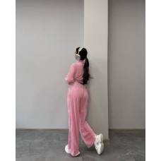 комфортный и  костюм из велюра (кофта+штаны) розовый