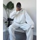 Теплый спортивный костюм (укороченная кофта на молнии с капюшоном+штаны с карманами сзади) белый