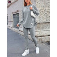 Костюм из ангоры в рубчик (лосины+кофточка с ассиметричными краями с боков) серый