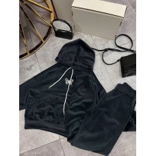 Теплый плюшевый костюм (кофта с капюшоном+блестящей бабочкой+брюки с резинкой по низу) синий