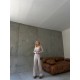 Уютный трикотажный костюм (брюки+кофта укороченная с длинным рукавом) бежевый