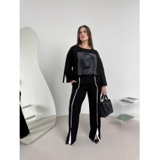 Прогулочный костюм: кофта украшена стразами+штаны с разрезом черный