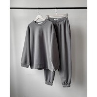Женский спортивный костюм графит