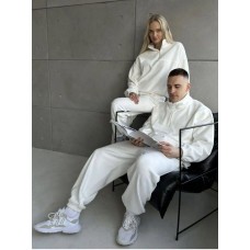 Спортивный костюм из флиса (кофта воротник стойка на молнии+брюки с резинкой по низу) молочный