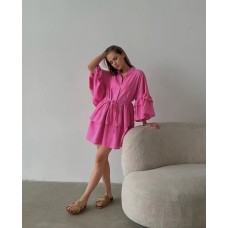 Короткое женственное платье с поясом (лен) малина