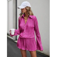 Легкий костюм из ткани гофре (рубашка+шорты) малина