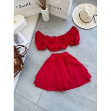 Легкий Костюм : короткий топ + юбка-шорты красный