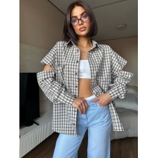 Молодежная Рубашка в клетку с акцентными разрезами на рукавах светлый бежевый