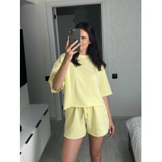 Модный костюм с необработанными краями (футболка+шорты) банан