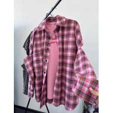 Рубашка в клетку с эффектом надорванных рукавов шоколадно-розовый