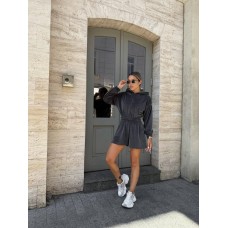 Удобный и мягкий велюровый костюм: кофта с капюшоном и шорты Графит