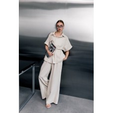 Льняной костюм свободного кроя (легкая рубашка с кулиской+брюки) светло бежевый